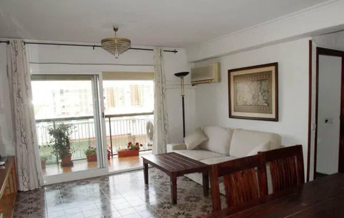 Indrukwekkend appartement in Benalúa met vrij uitzicht