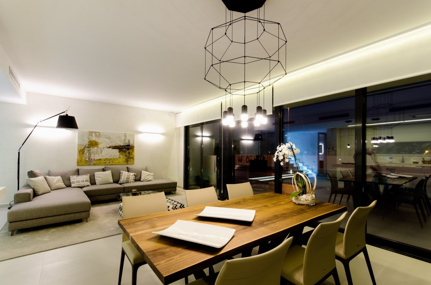 3-5-9 NEW CONSTRUCTION VILLAS 250 m FROM THE BEACH IN CAMPOAMOR