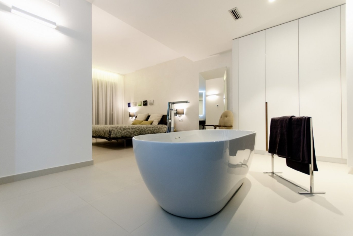 NEW CONSTRUCTION VILLAS 250 m FROM THE BEACH IN CAMPOAMOR