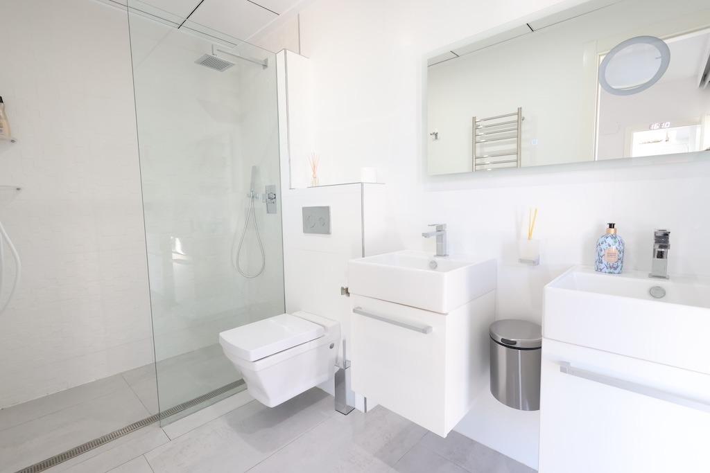 VILLA DE LUJO DE 5 DORM. 6 BAÑOS. EN MONTE OLIMPO JÁVEA.