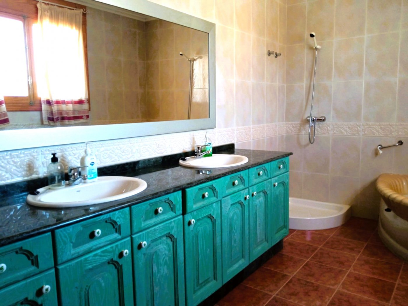 INDEPENDENT VILLA OF 500M2 – LAND OF 10,000M2 NEXT TO BONALBA – MUCHAMIEL