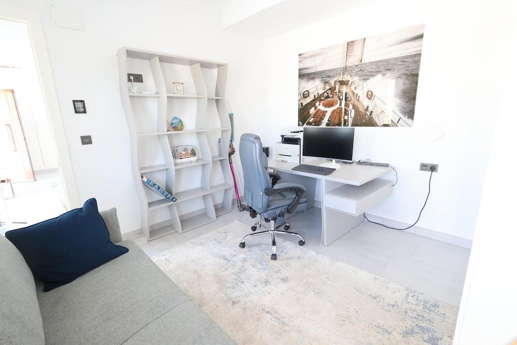 VILLA DE LUJO DE 5 DORM. 6 BAÑOS. EN MONTE OLIMPO JÁVEA.