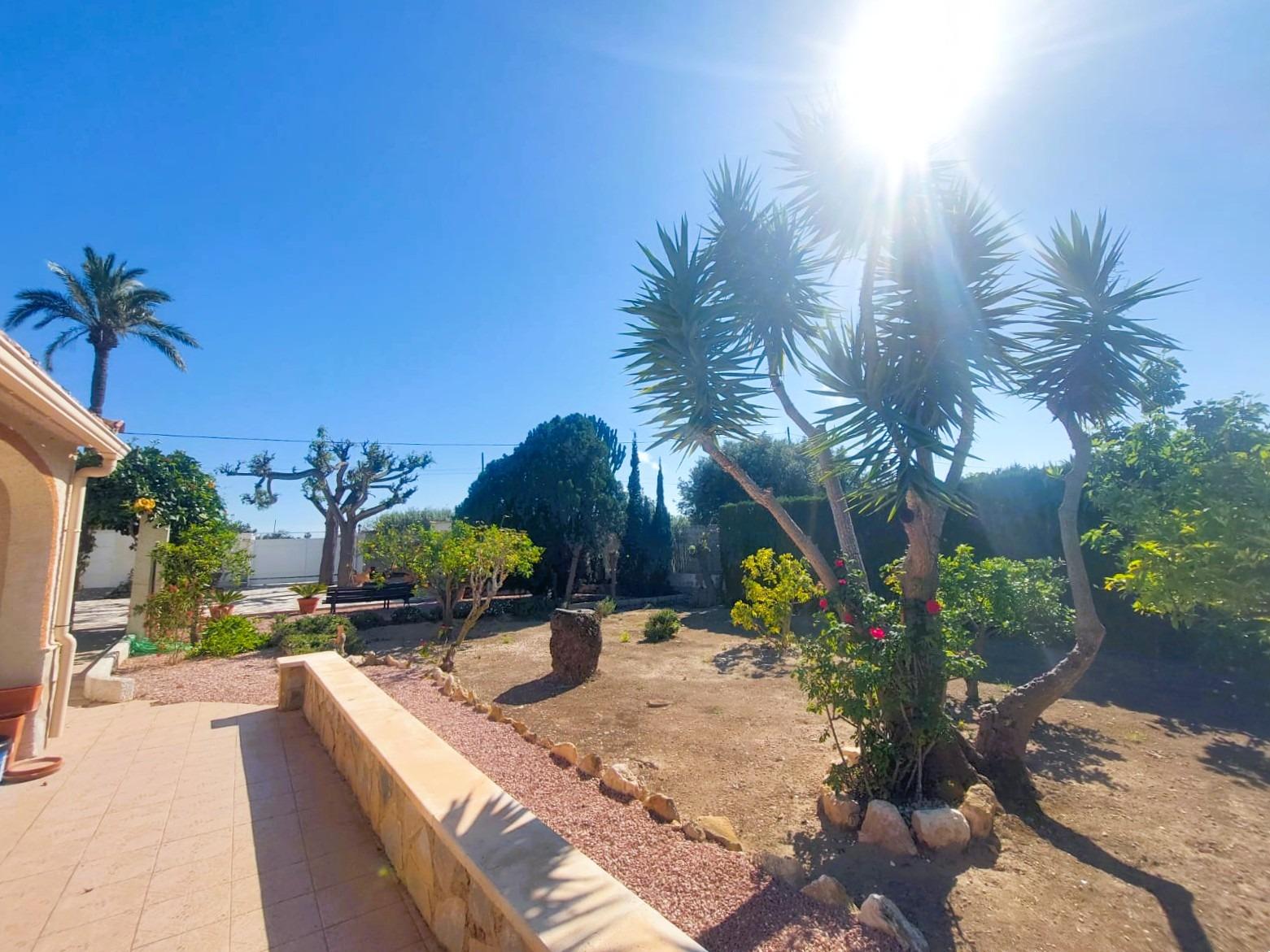 3-53-13 Charming mediterranean villa