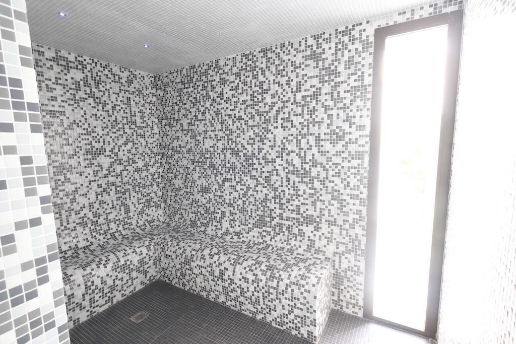 VILLA DE LUJO DE 5 DORM. 6 BAÑOS. EN MONTE OLIMPO JÁVEA.