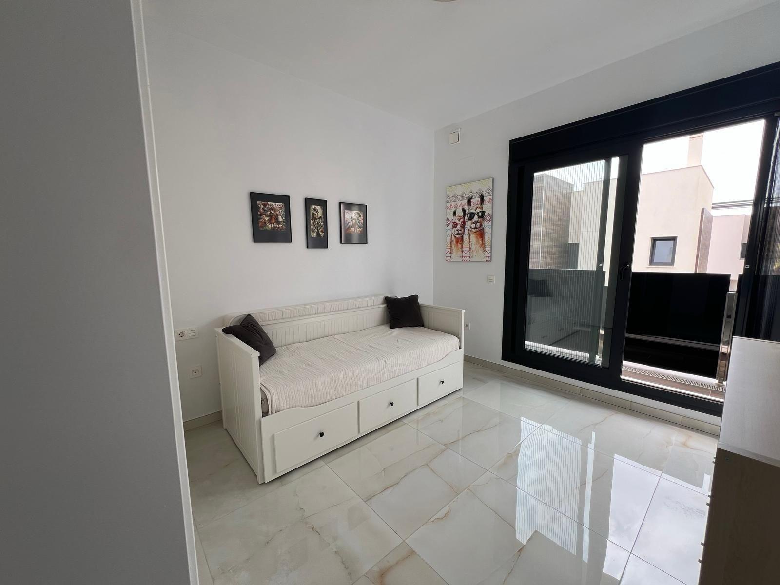 3-59-10 VILLA DE LUJO EN LOMAS DE CABO ROIG CON PISCINA PRIVADA Y PARCELA DE 200 M2. 3 DORM. 3 BAÑOS.