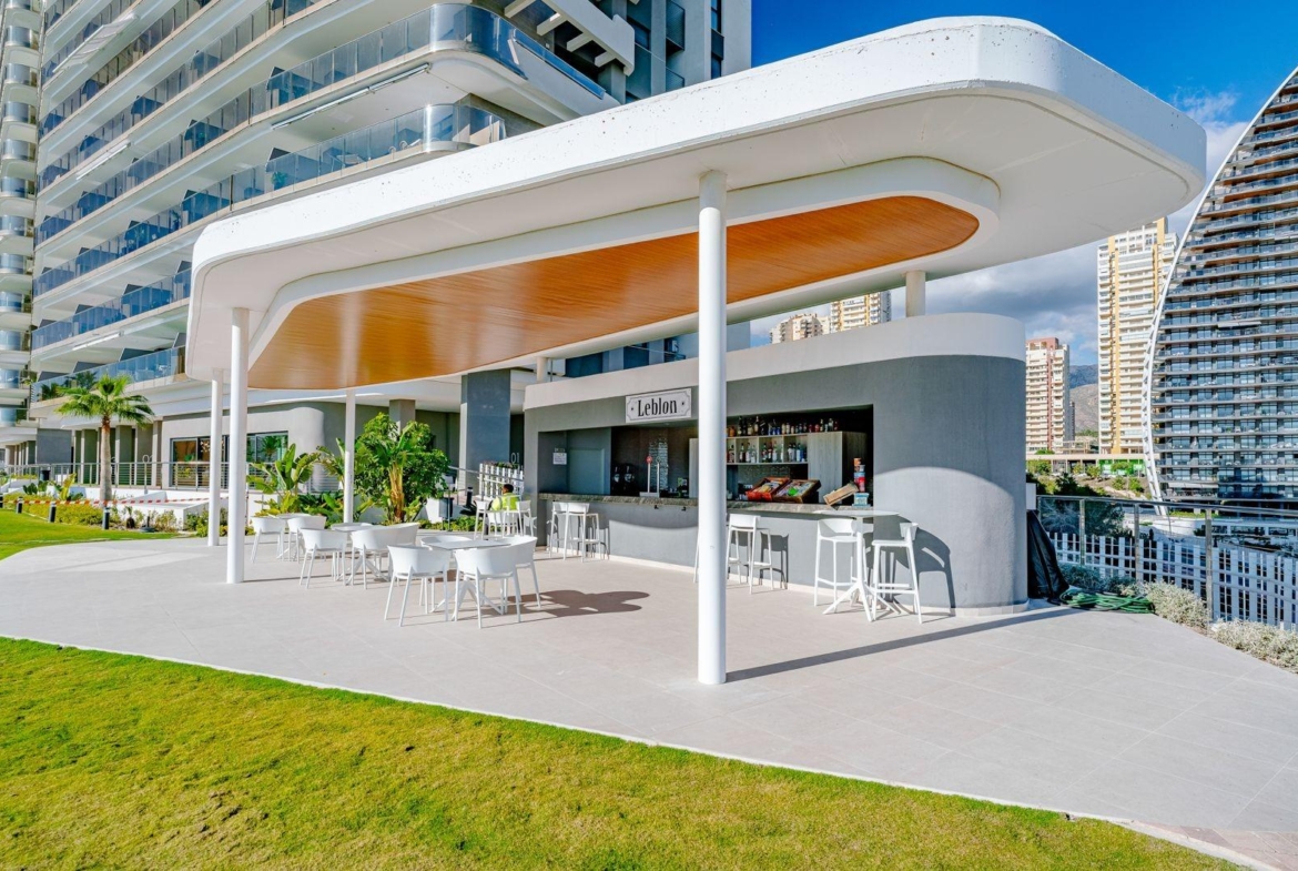 Premium Apartment at Sunset Cliffs – 29th Floor