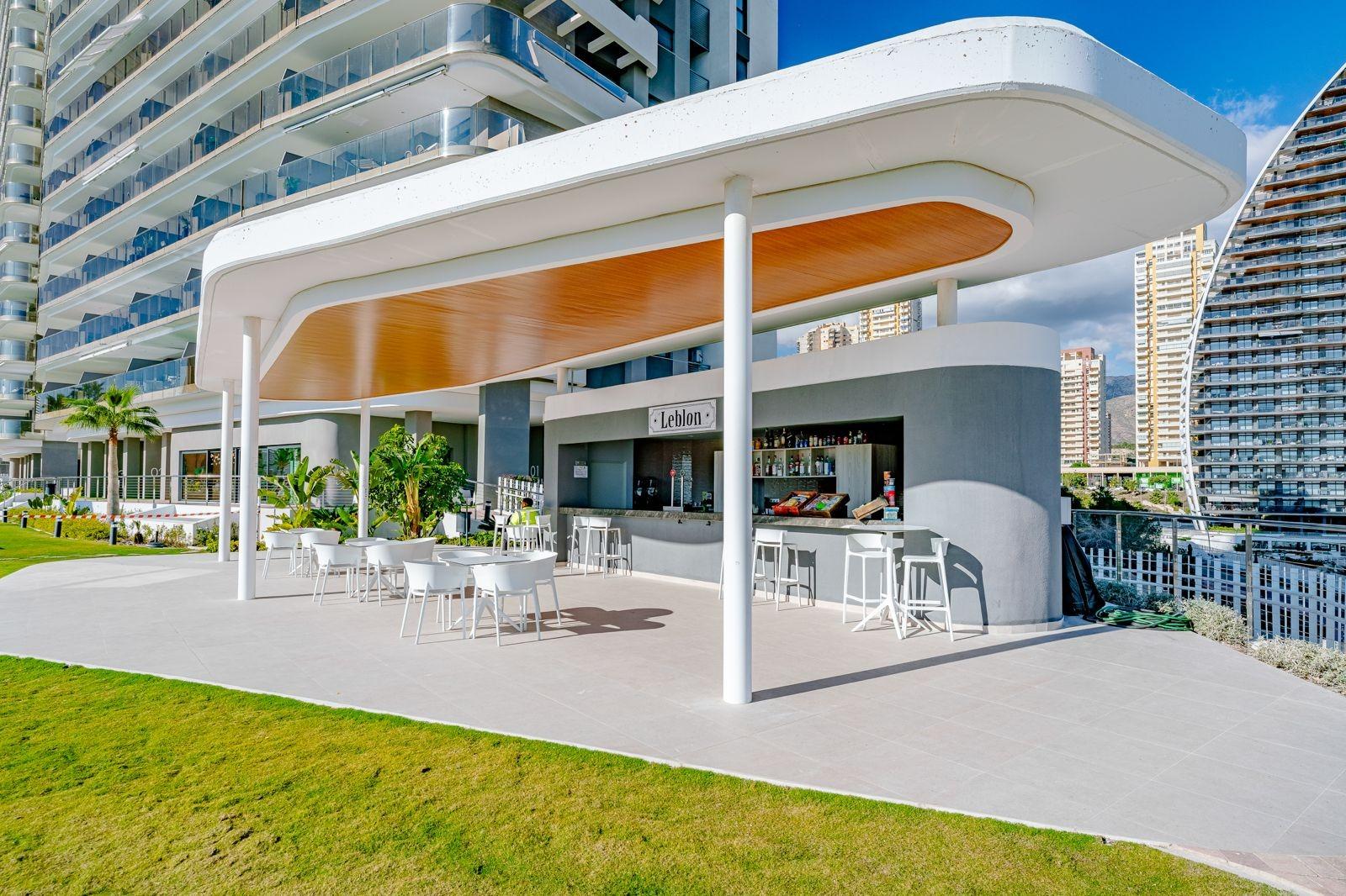 Premium Apartment at Sunset Cliffs – 29th Floor
