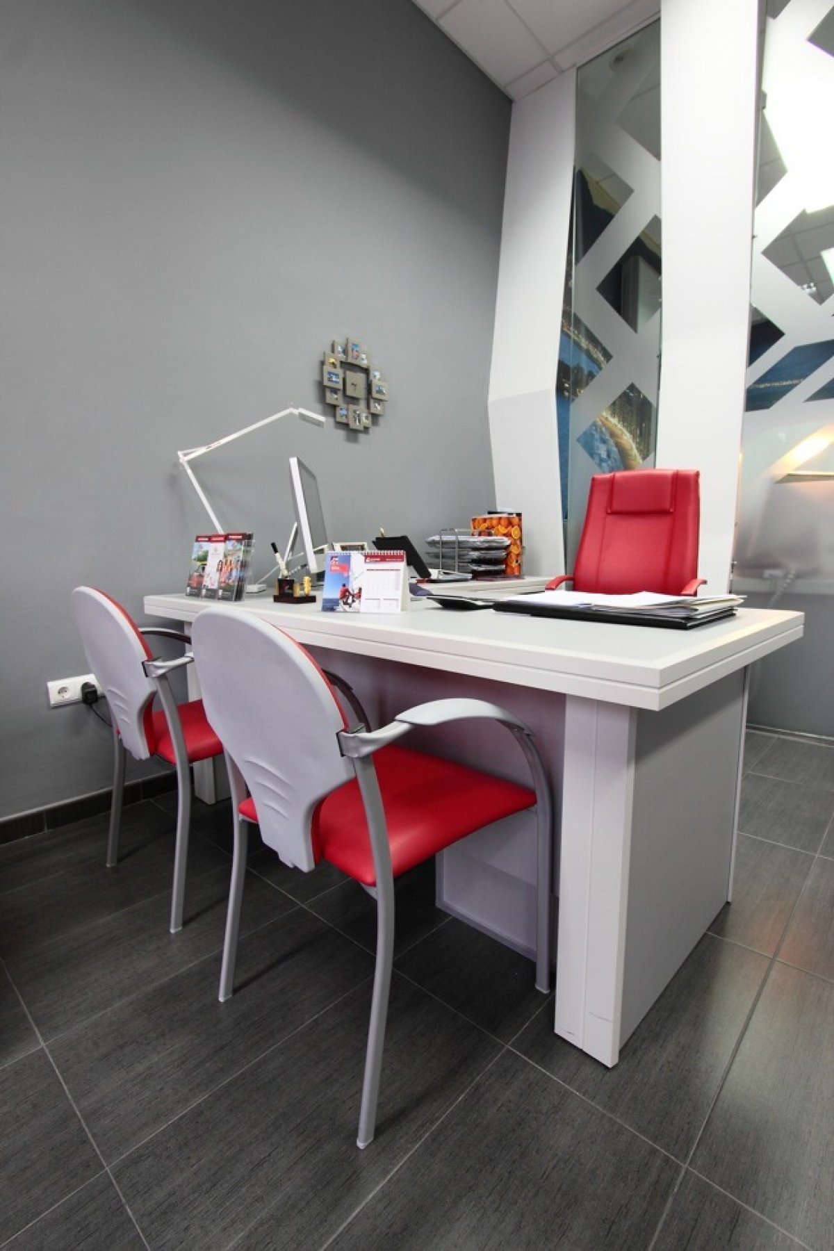 Great office near the hotel Bali in Benidorm