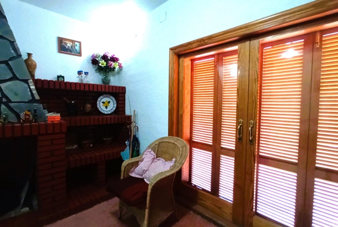 INDEPENDENT VILLA OF 500M2 – LAND OF 10,000M2 NEXT TO BONALBA – MUCHAMIEL