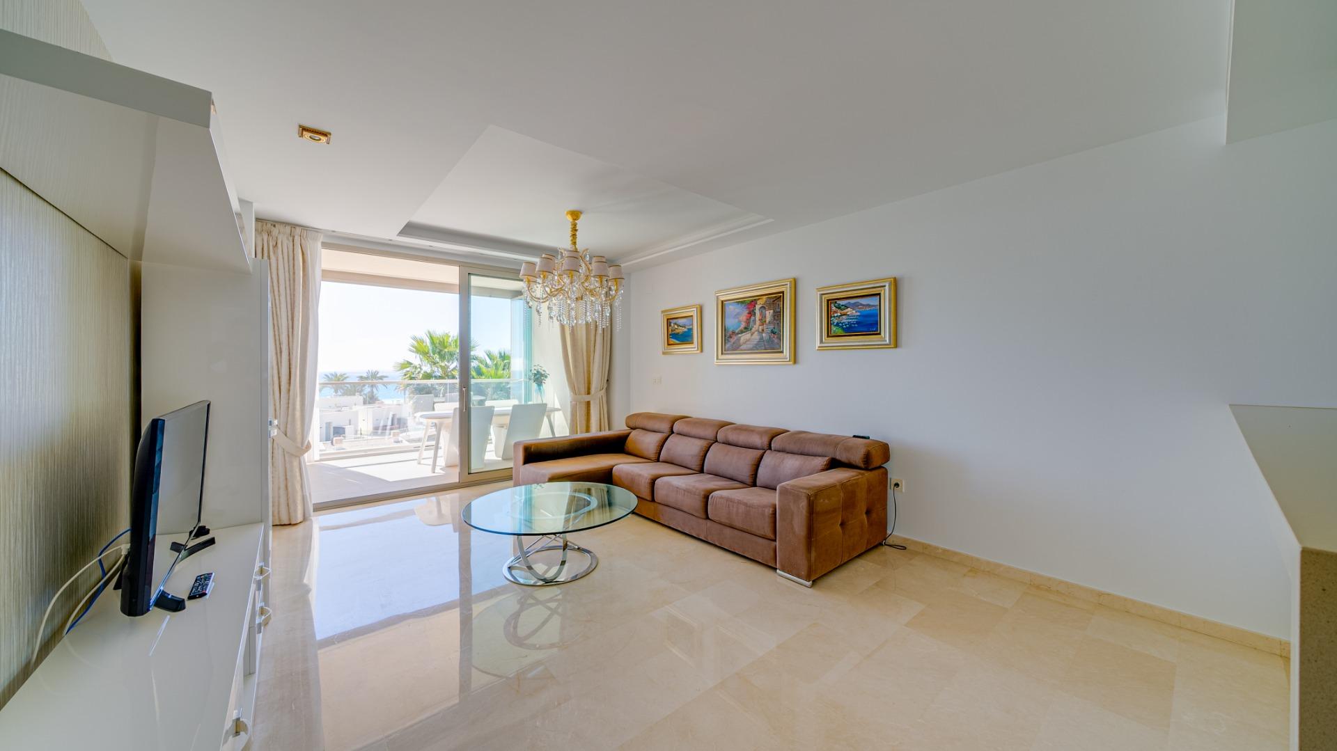 Magnificent apartment with stunning sea views