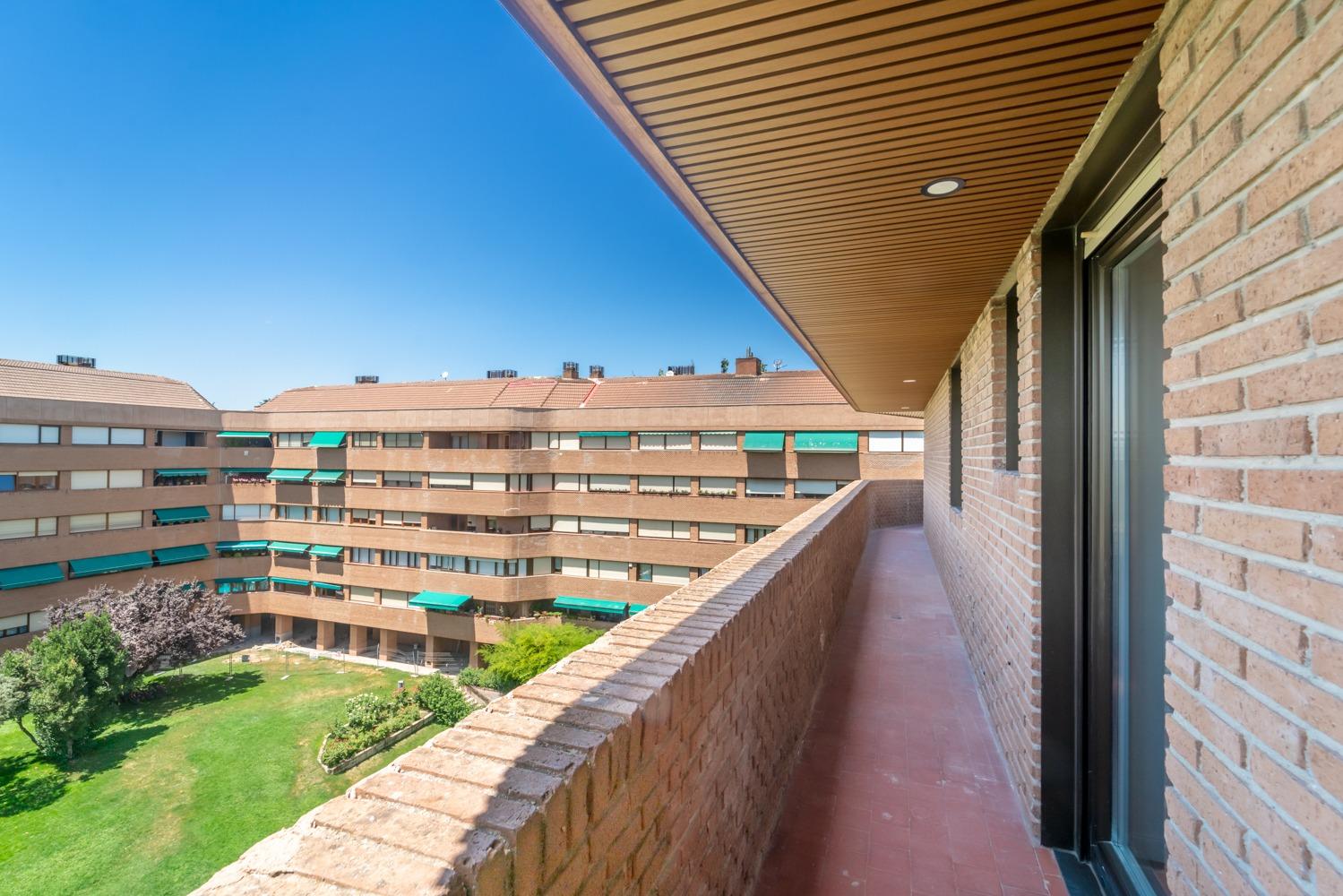 ATICO EN VENTA EN MADRID – FUENTELARREINA