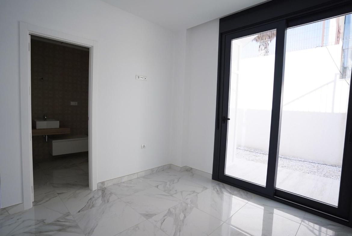 Independent villas with fully customizable pool