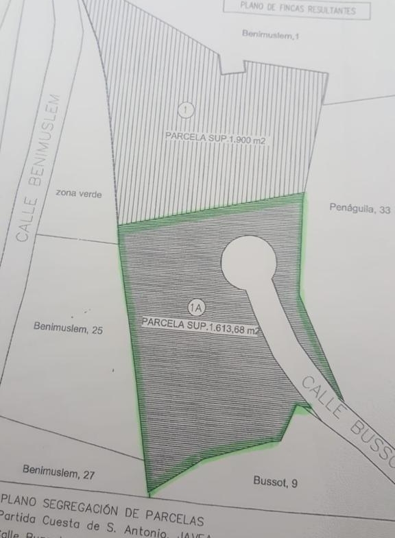 Urban plot in Javea with sea views