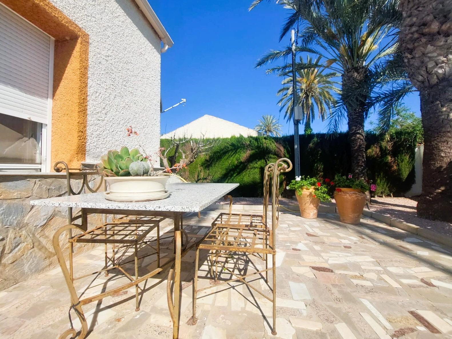 3-7-148 Charming mediterranean villa