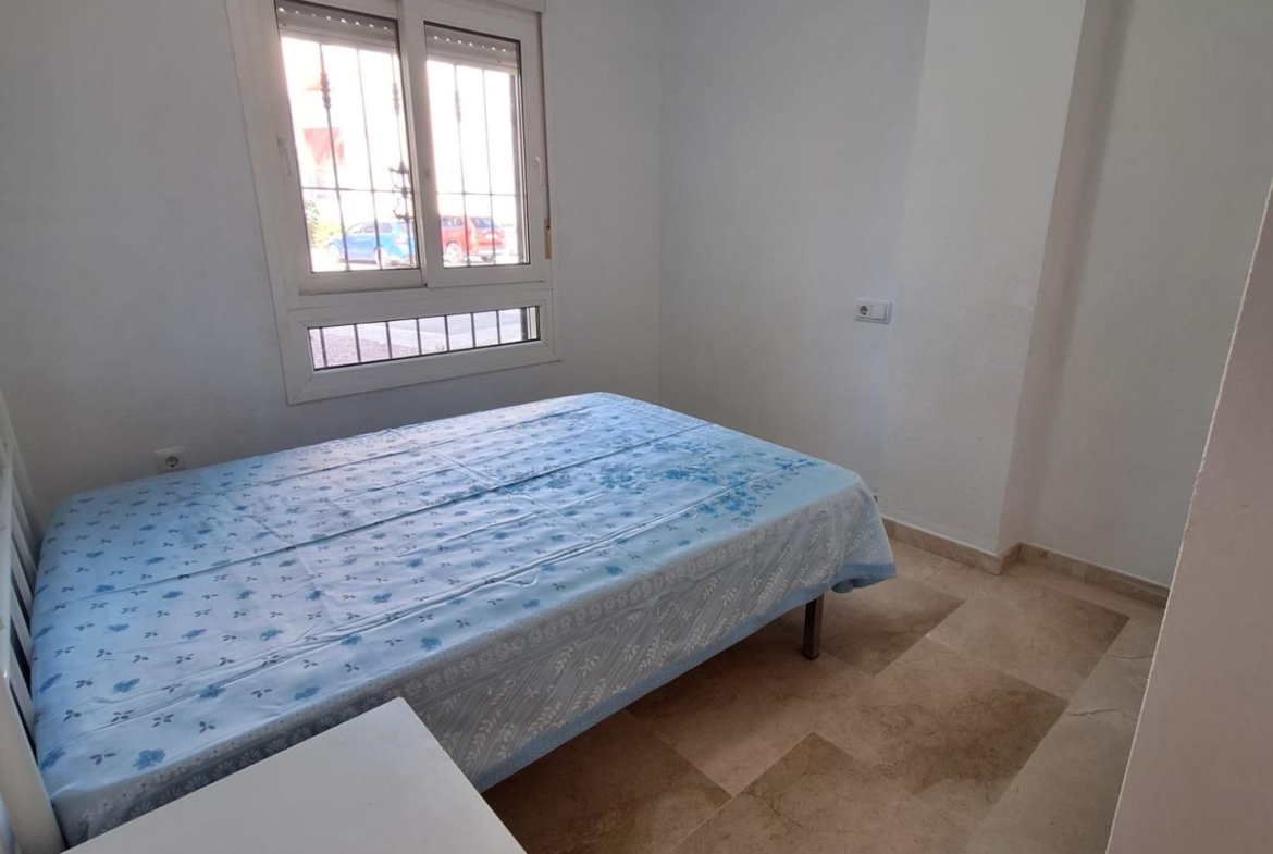 Apartamento en la prestigiosa urbanización Jumilla 3