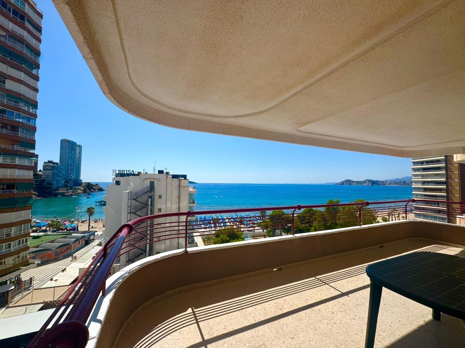 Apartamento con IMPRESIONANTES vistas al mar, Edif. Coblanca 8, playa Levante, Benidorm