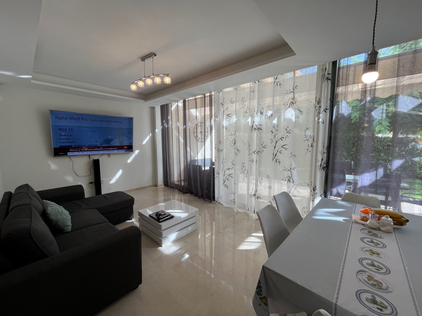 VILLA FOR SALE IN VILLAJOYOSA