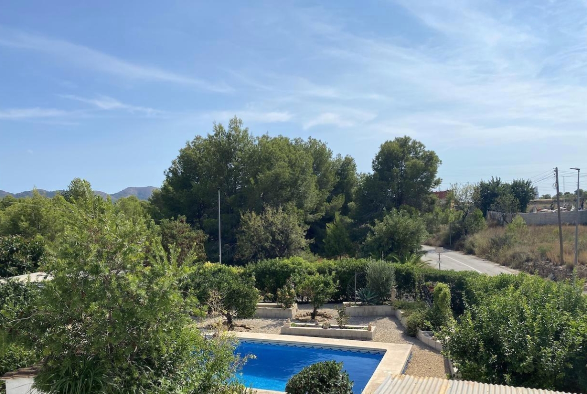 LOVELY  VILLA IN ALFAS DEL PI