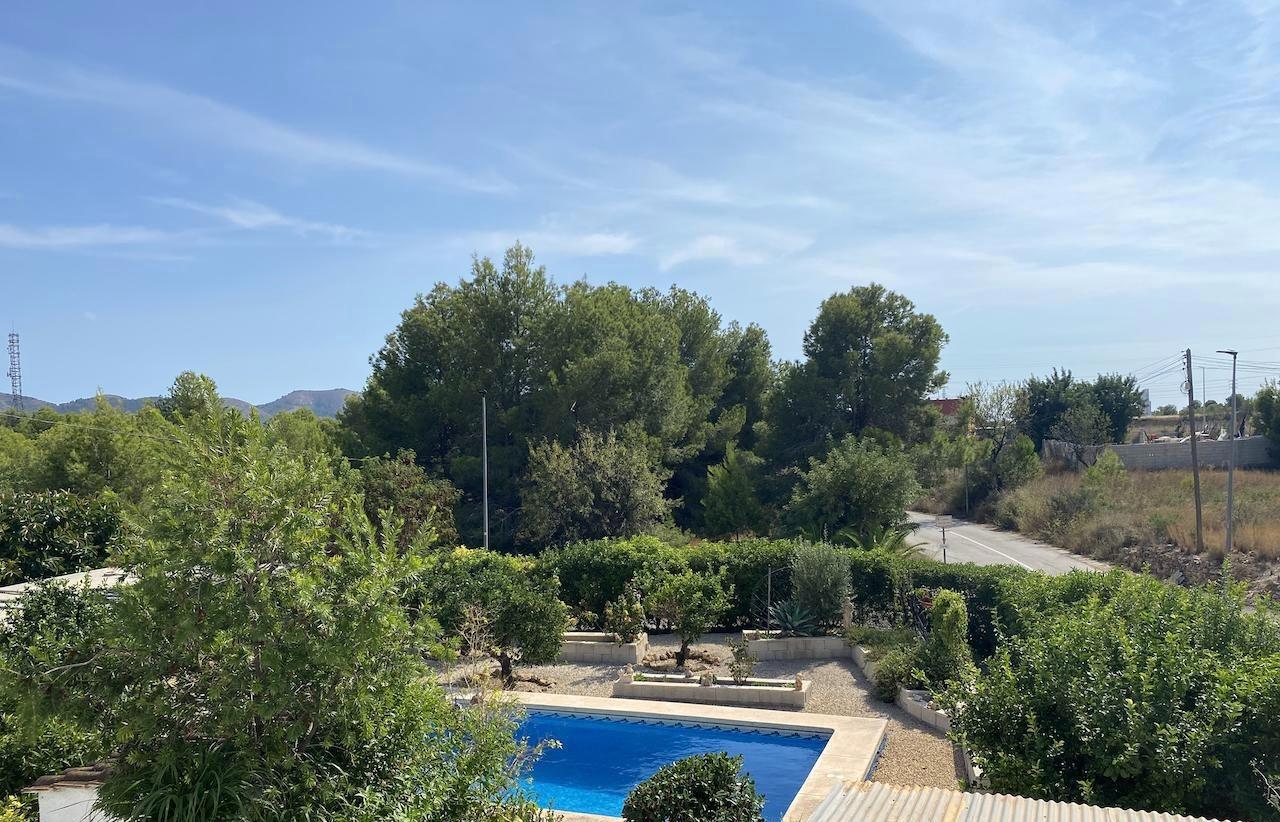 LOVELY  VILLA IN ALFAS DEL PI