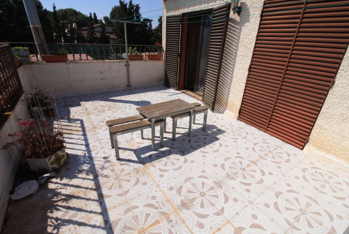 CAMPOAMOR, SPECTACULAR FINCA, 3500 M2  PLOT WITH 2 HOUSES, PRIVATE POOL, 2500 METERS FROM THE BEACH