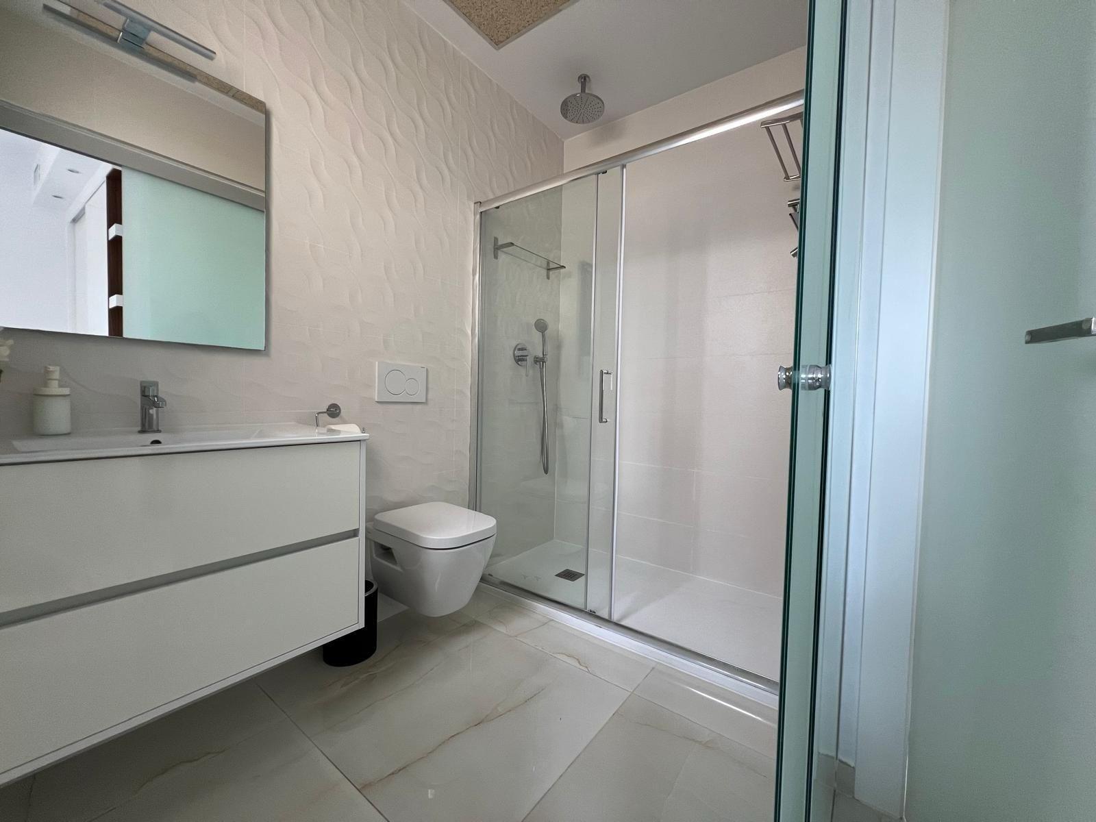 3-75-4 VILLA DE LUJO EN LOMAS DE CABO ROIG CON PISCINA PRIVADA Y PARCELA DE 200 M2. 3 DORM. 3 BAÑOS.