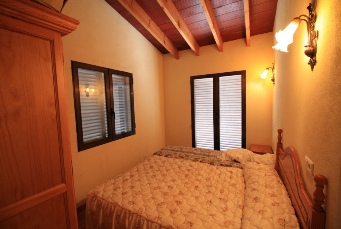 CAMPOAMOR, SPECTACULAR FINCA, 3500 M2  PLOT WITH 2 HOUSES, PRIVATE POOL, 2500 METERS FROM THE BEACH