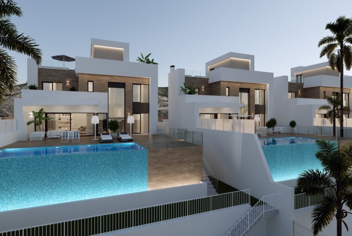 NEW BUILD VILLAS WITH PRIVATE POOL AND GUEST HOUSE