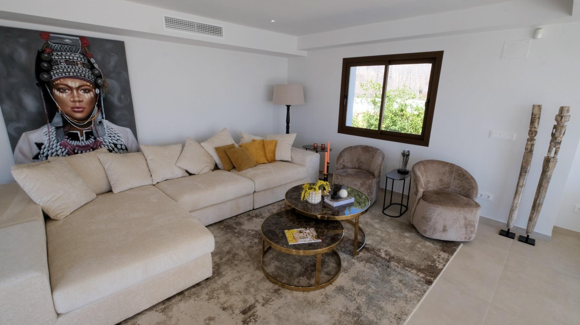3-8-59 “Stunning Villa with scenic views to the sea and valle in Altea”