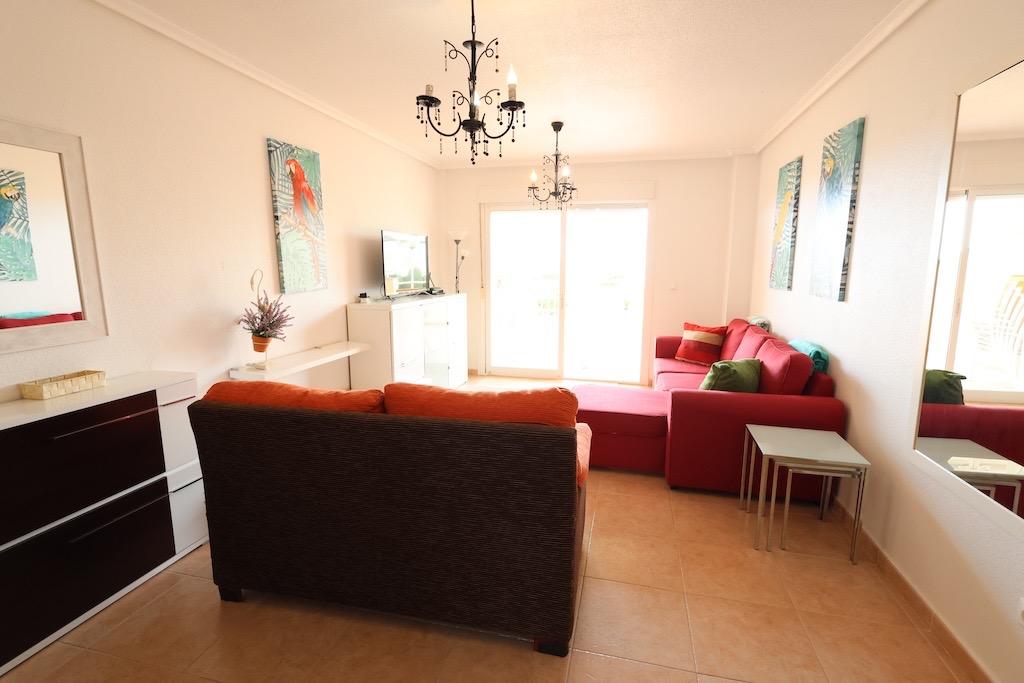 Apartment with sea views in Aguamarina
