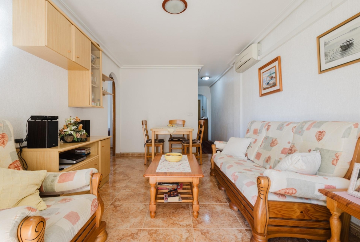 ESPACIOSA VIVIENDA DE 3 AMPLIAS HABITACIONES