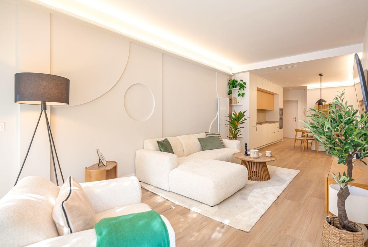 ELEGANT VOLLEDIG GERENOVEERD APPARTEMENT MET TERRAS IN ARAPILLES, MADRID