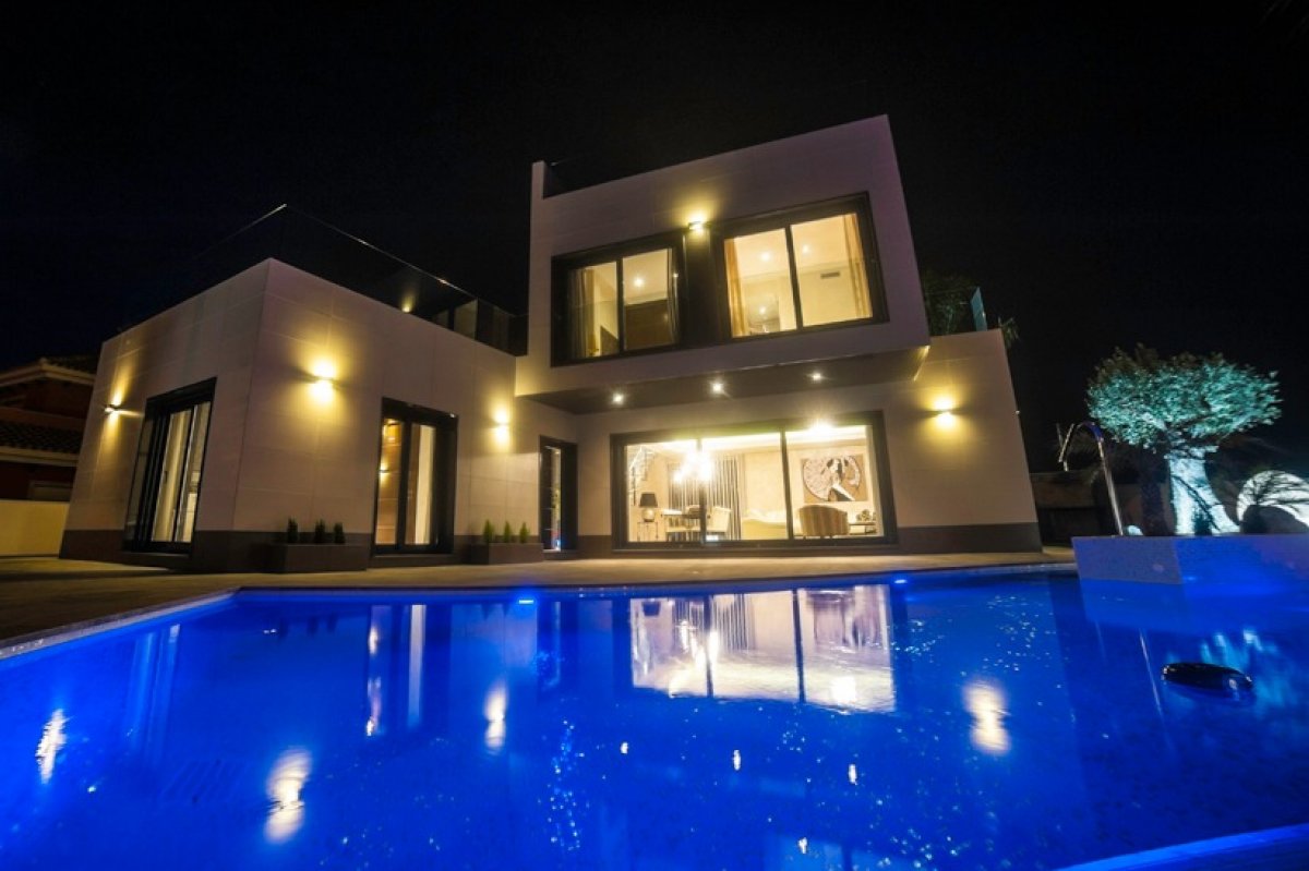 3-9 Independent Villas of San Miguel de Salinas – Bellavista. From 469 000 евро.