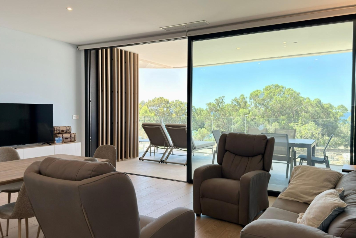 Investment in exclusivity: limited offer by the sea!