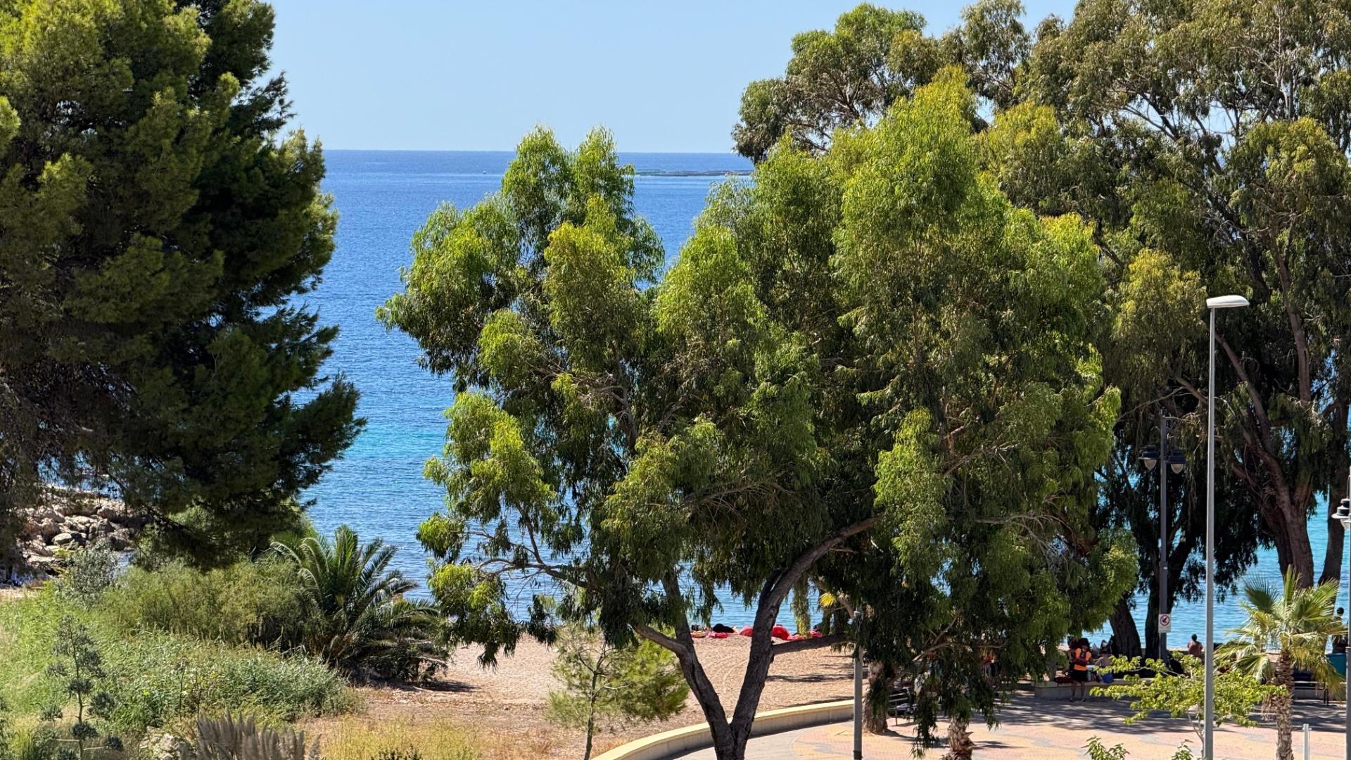 Investment in exclusivity: limited offer by the sea!