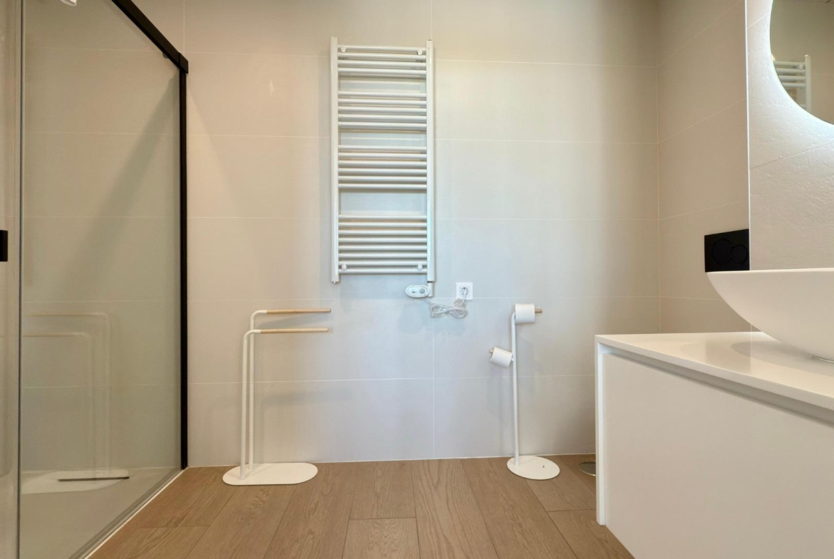 Investment in exclusivity: limited offer by the sea!