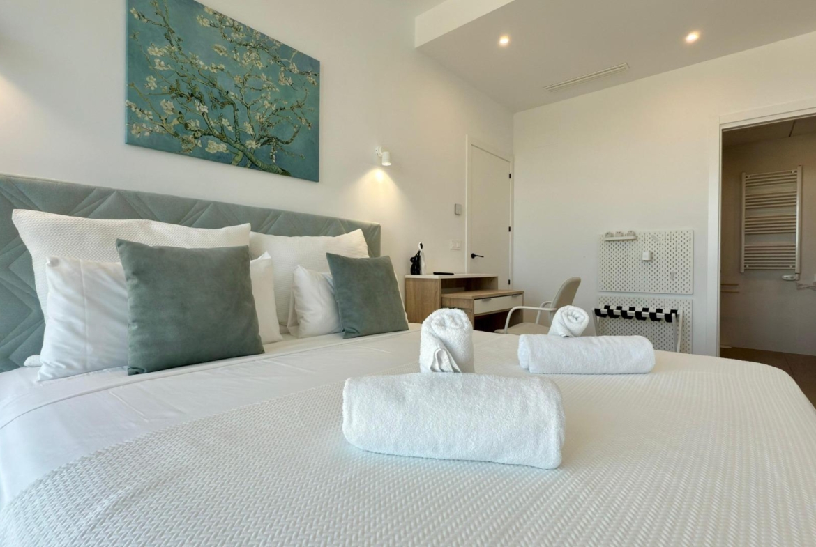 Investment in exclusivity: limited offer by the sea!