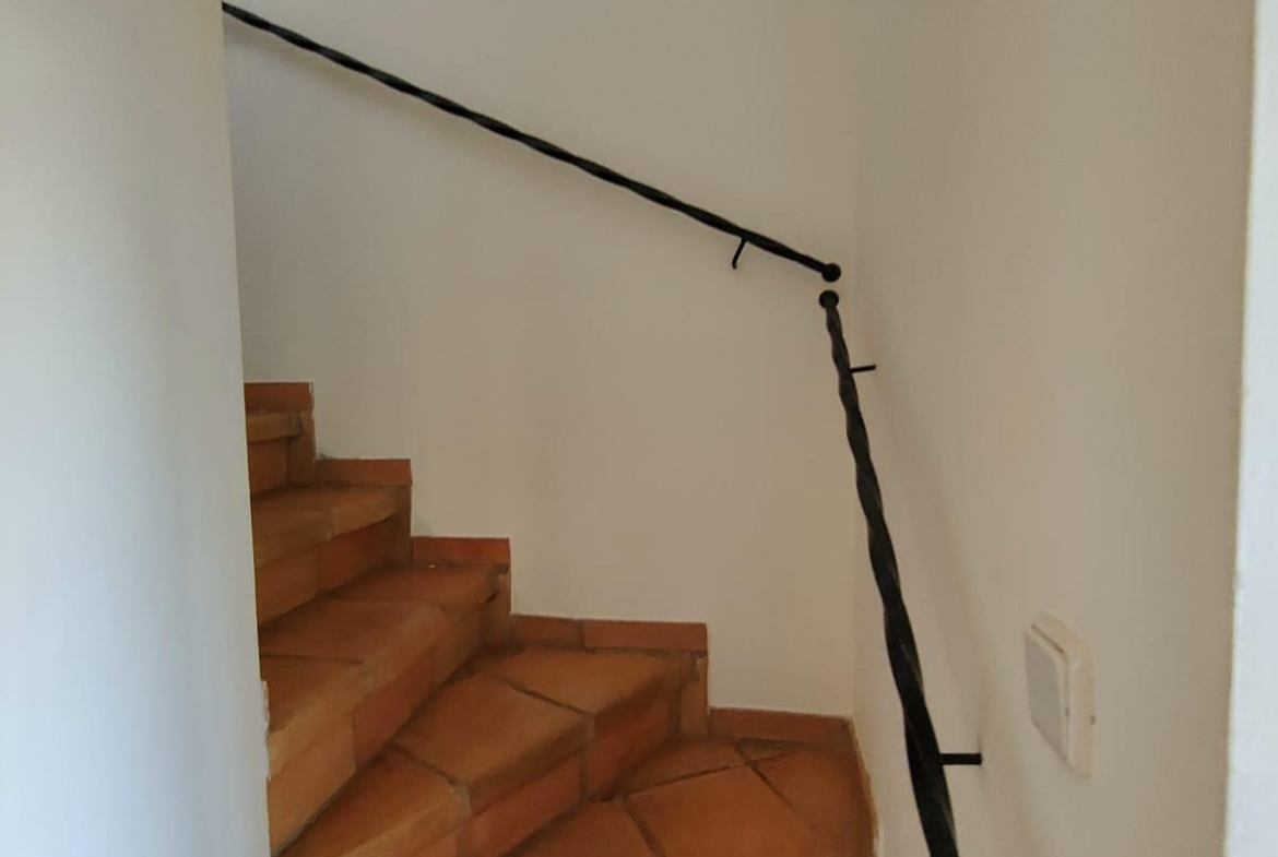 PRECIOSO CHALET ADOSADO EN GOLF BAHIA DE FINESTRAT