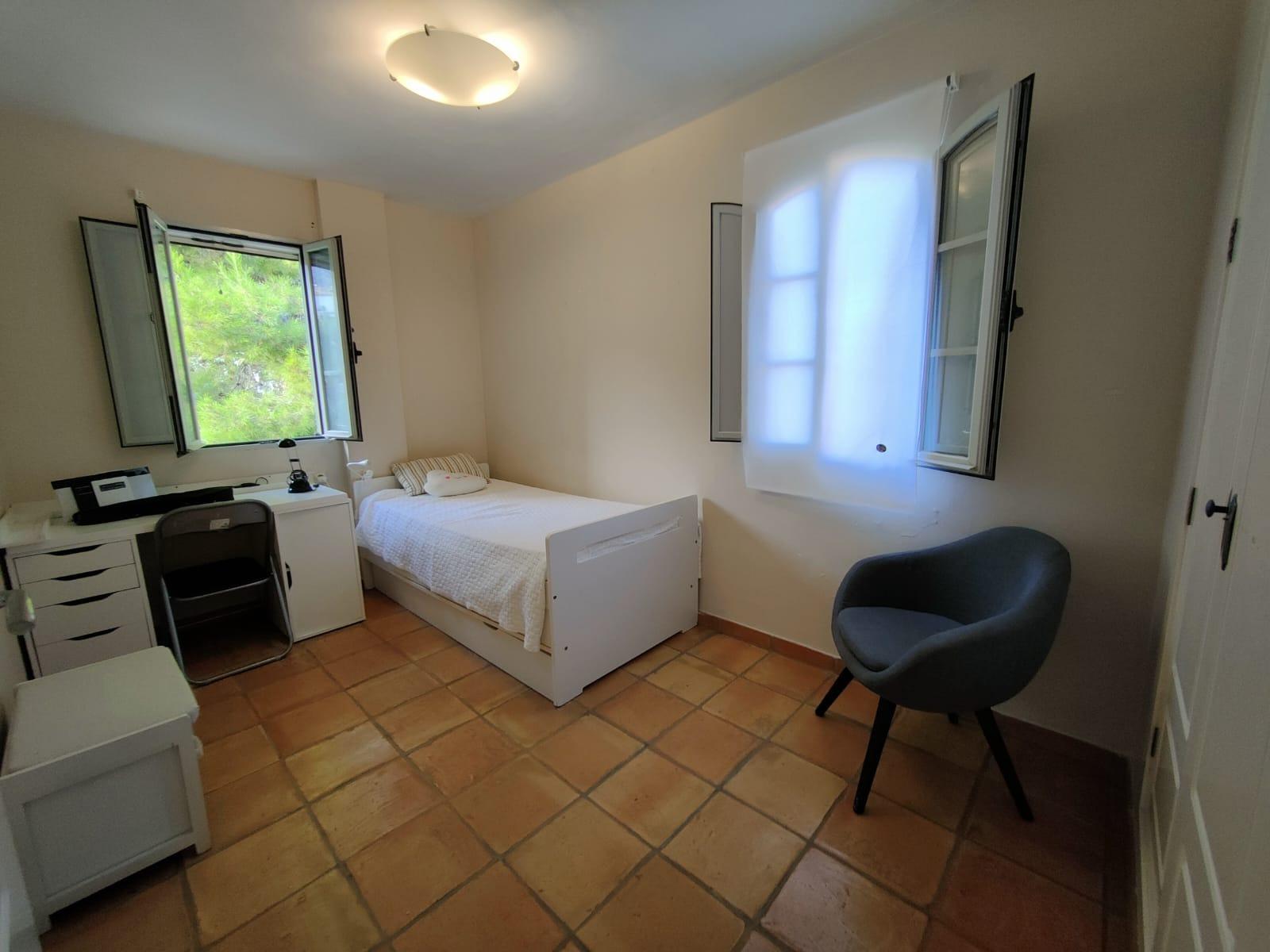 PRECIOSO CHALET ADOSADO EN GOLF BAHIA DE FINESTRAT