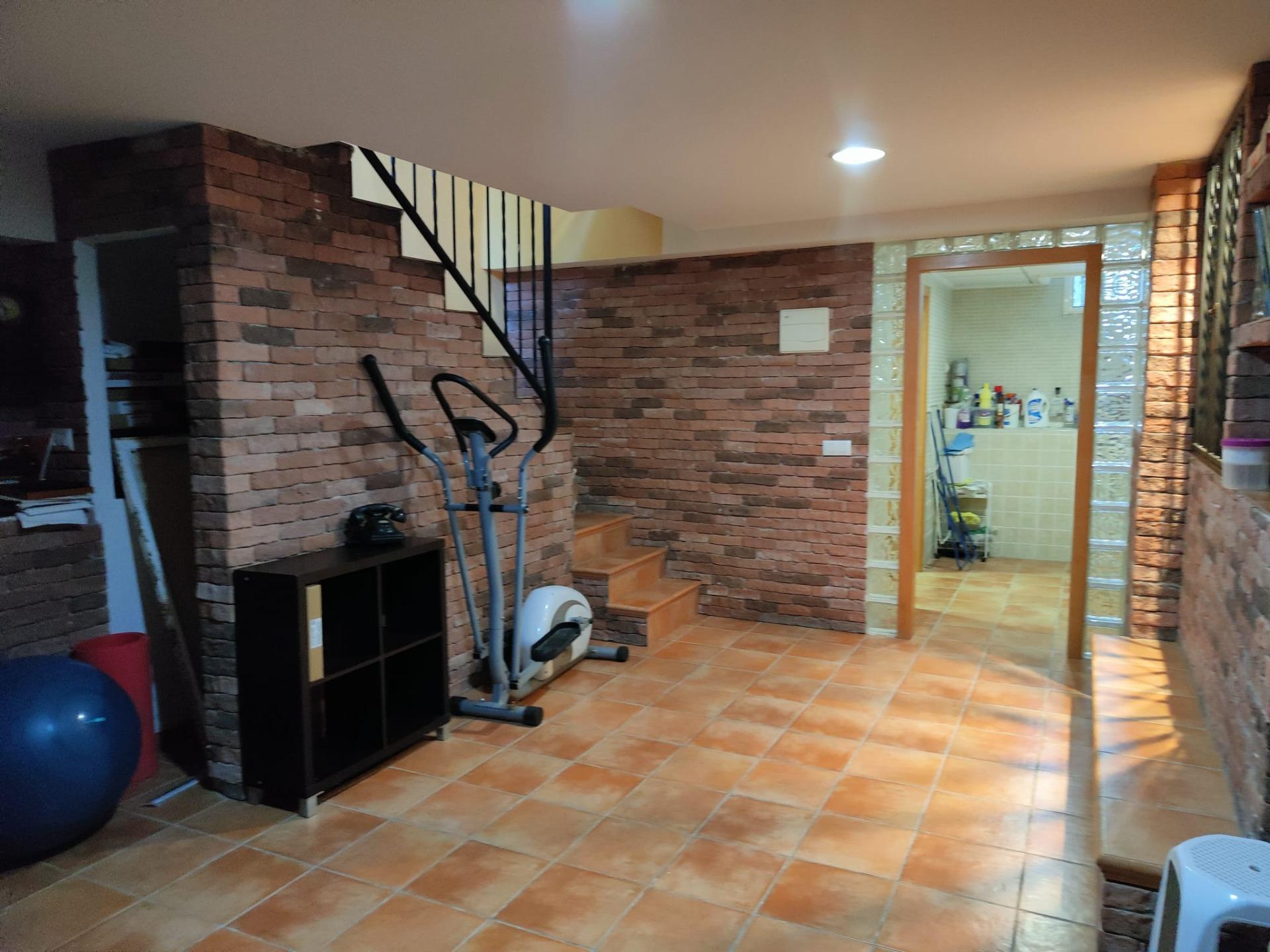PRECIOSO CHALET ADOSADO EN GOLF BAHIA DE FINESTRAT