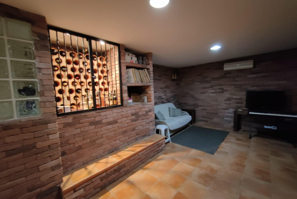 PRECIOSO CHALET ADOSADO EN GOLF BAHIA DE FINESTRAT