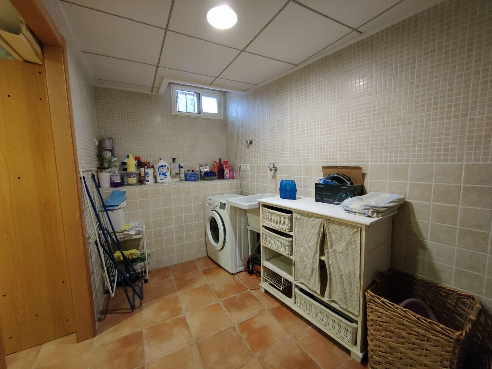 PRECIOSO CHALET ADOSADO EN GOLF BAHIA DE FINESTRAT