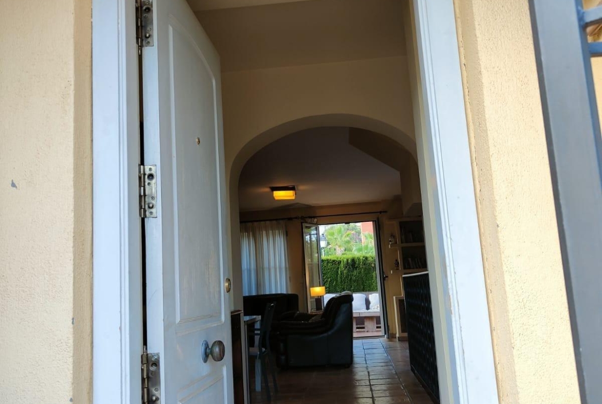 PRECIOSO CHALET ADOSADO EN GOLF BAHIA DE FINESTRAT