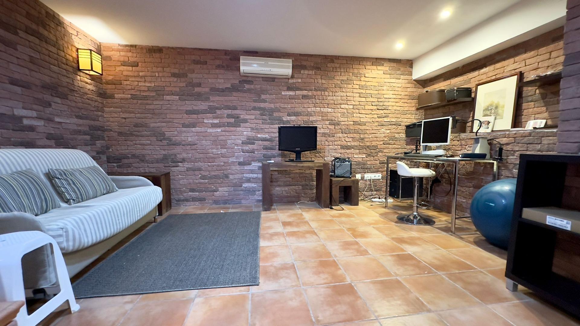 PRECIOSO CHALET ADOSADO EN GOLF BAHIA DE FINESTRAT