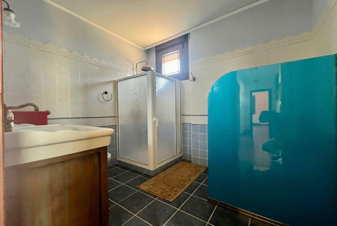 Ontdek Luxe en Rust: Landhuis in Rojales met grote ruimtes en natuur