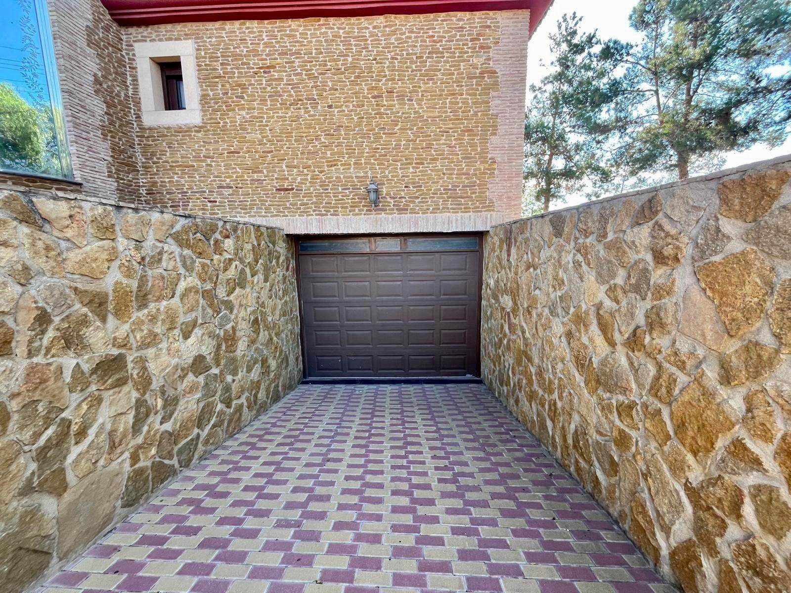 Ontdek Luxe en Rust: Landhuis in Rojales met grote ruimtes en natuur