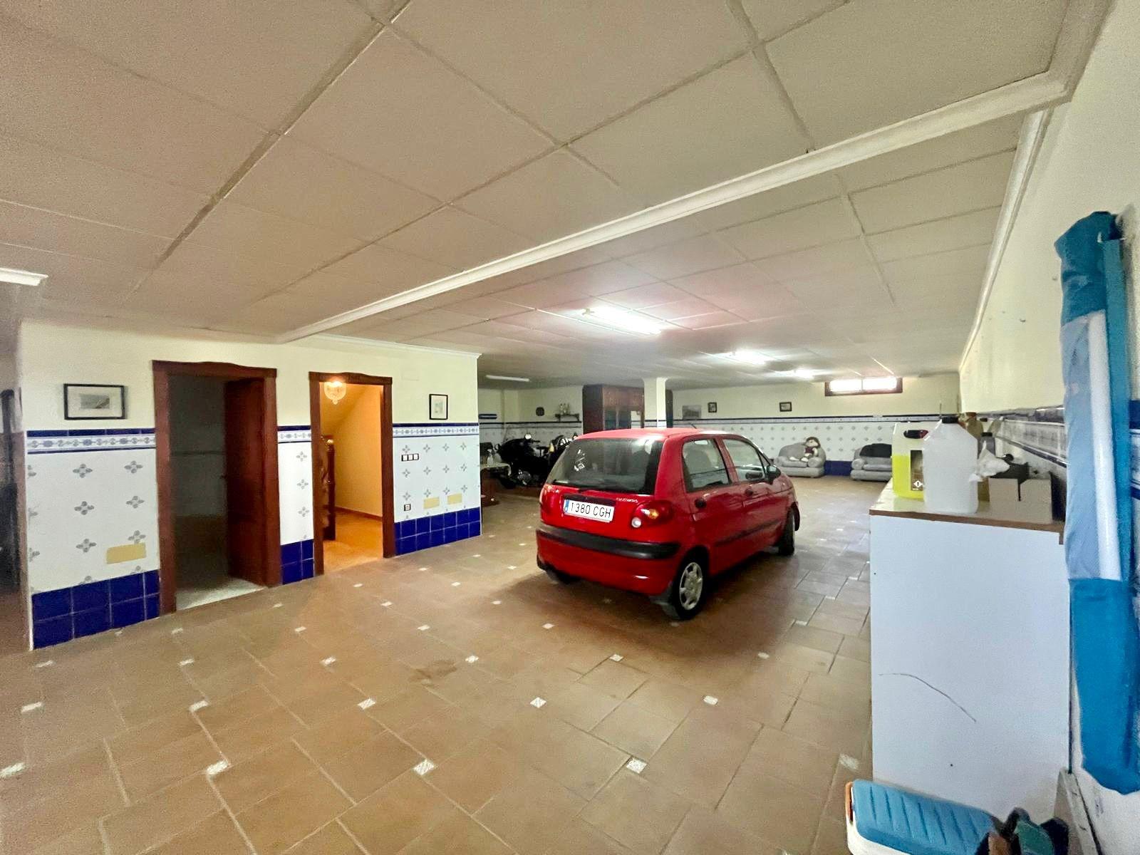 Ontdek Luxe en Rust: Landhuis in Rojales met grote ruimtes en natuur