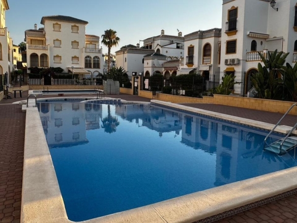 EN PLAYA DE LA MATA DUPLEX 3 HABS EN MOLINO BLANCO, PISCINA COMUNITARIA 219.000€