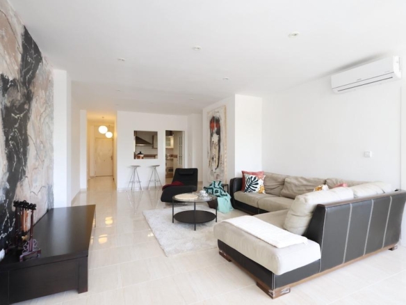 Torrevieja Avda de la Libertad, 1st floor apartment in front of the new port