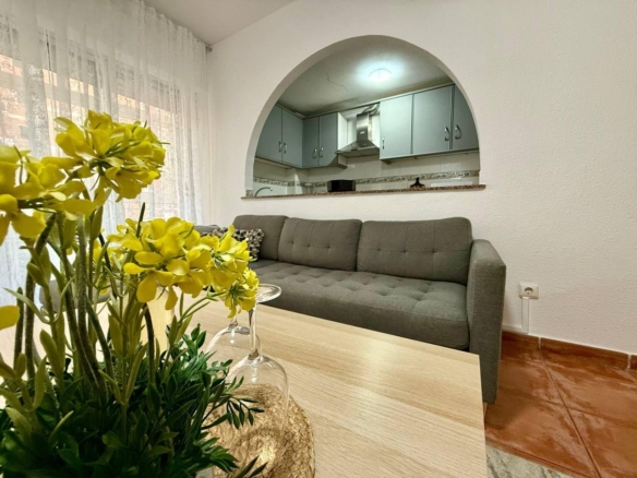 Exclusive apartment with 2 bedrooms and 3 terraces – Ref. A10245
