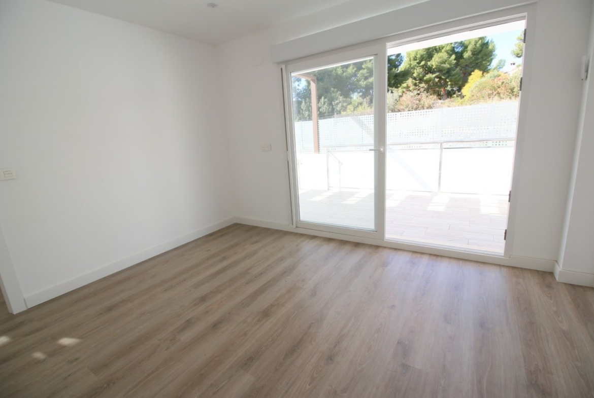 Villa de obra nueva en zona Av. Coloma de La Nucia